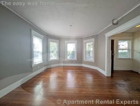 17 Mason St #1, Somerville, MA 02144