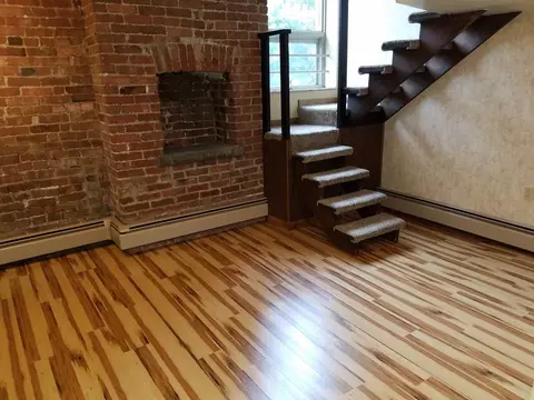 315 N Neville St #6, Pittsburgh, PA 15213
