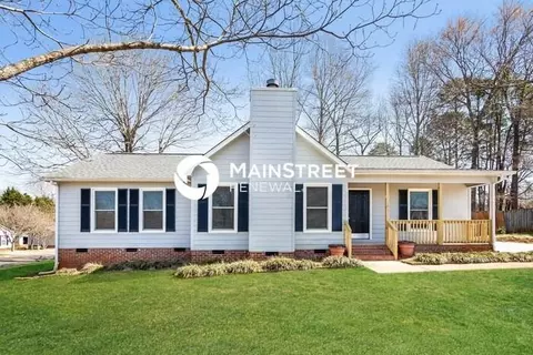 124 Shade Tree Ct, Gastonia, NC 28056