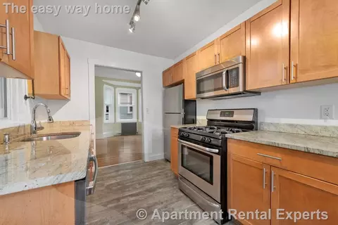 5 Murdock Ter, Brighton, MA 02135
