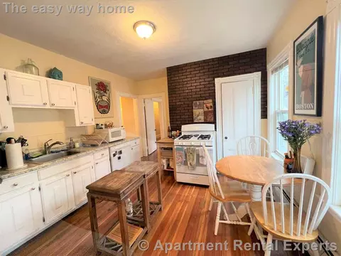 2 Gilson Ter #1, Somerville, MA 02143