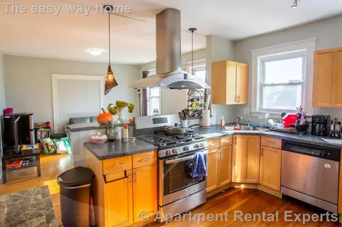 6 Belmont St #3, Somerville, MA 02143