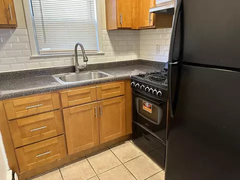 80 Howe Ave #J2, Passaic, NJ 07055