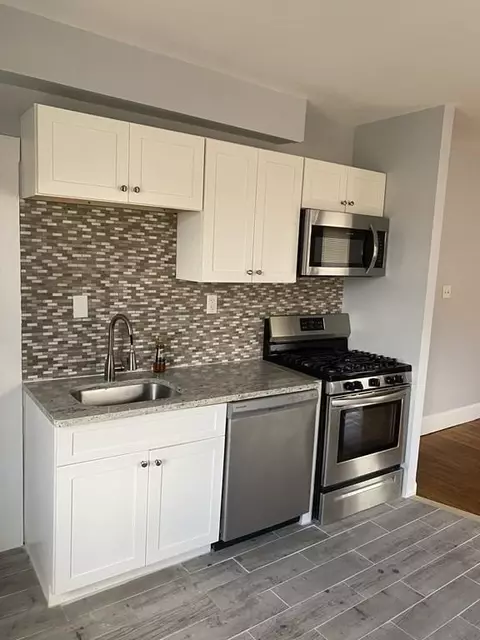 126 Main St #5, Quincy, MA 02169