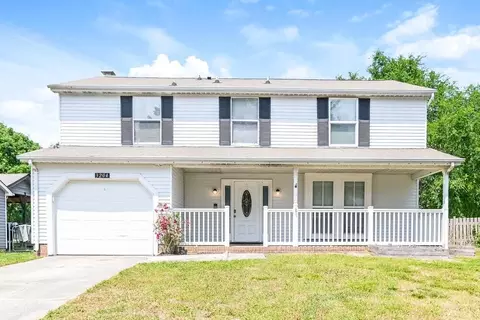3204 Old House Cir, Matthews, NC 28105
