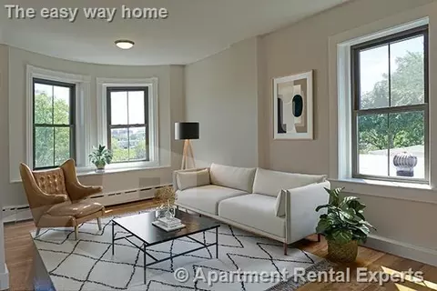 102 Willow St #4, Cambridge, MA 02141