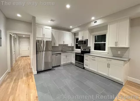 70 Spring St #3, Cambridge, MA 02141