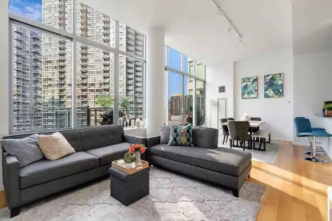 47-49 Center Blvd #3203, Long Island City, NY 11109