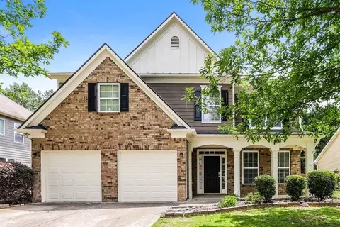 5485 Fieldfreen Dr, Cumming, GA 30028