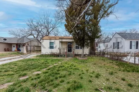 563 S All Hallows Ave, Wichita, KS 67213