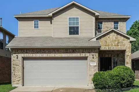 5021 Britton Ridge Ln, Fort Worth, TX 76179