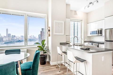 47-09 5th St #19B, New York, NY 11101
