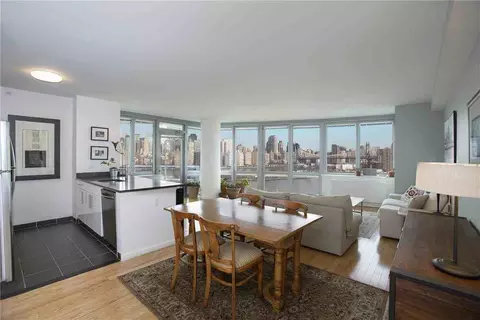 Undisclosed, Queens, NY 11101