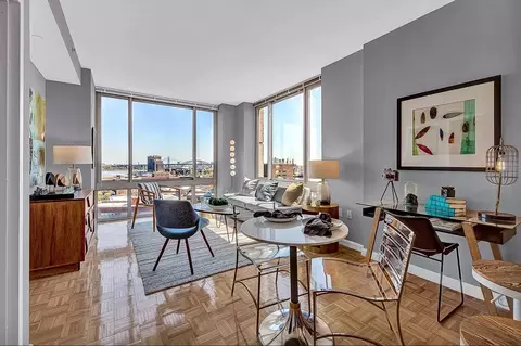 885 Main St #705, New York, NY 10044