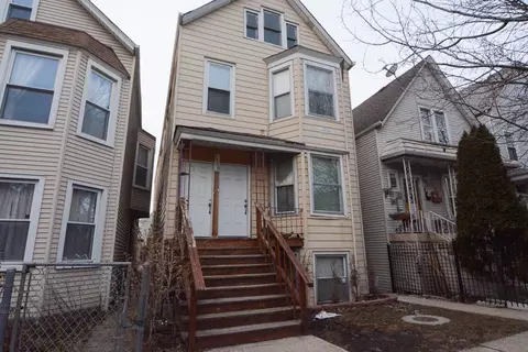 2968 N Ridgeway Ave #B, Chicago, IL 60618