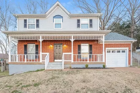 1409 Woodchimes Ct, Hermitage, TN 37076