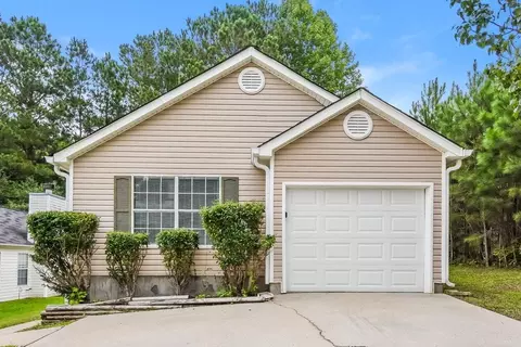 1560 Wembley Dr, Douglasville, GA 30134