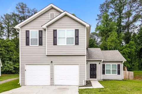 1455 Pebble Ridge Ln, Hampton, GA 30228