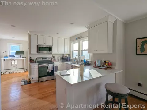 28 Fairmount Ave #2, Somerville, MA 02144