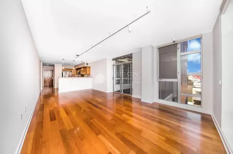 630 Thomas L Berkley Way #519, Oakland, CA 94612
