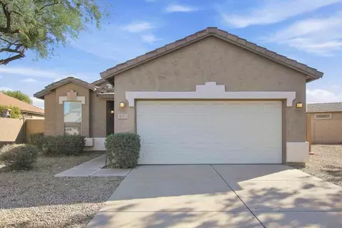 8713 N 58th Ln, Glendale, AZ 85302