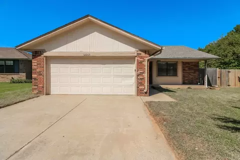 12265 SW 12th St, Yukon, OK 73099
