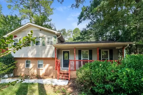 3334 Heatherwood Ln SW, Marietta, GA 30008