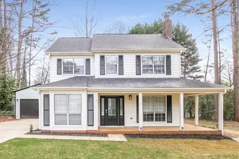 100 Bath Cir, Huntersville, NC 28078