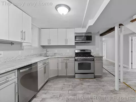 98 Elm St #1, Cambridge, MA 02139