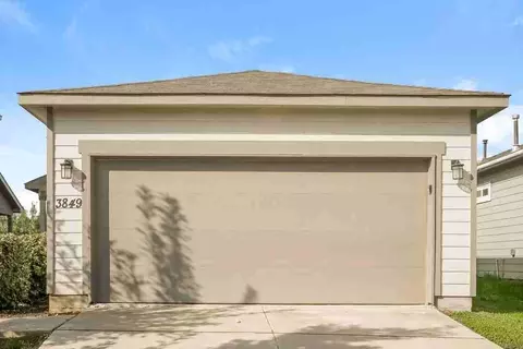 3849 Ivy Path, Saint Hedwig, TX 78152