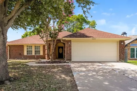 3616 Crosswicks Ct, Fort Worth, TX 76137