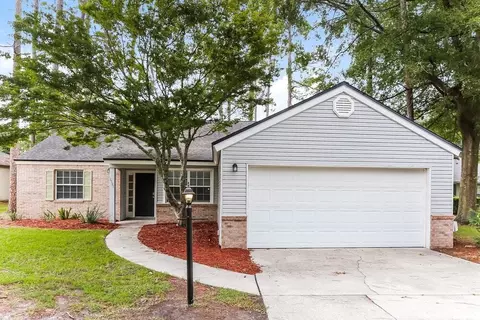 8181 Loch Lomond Ln #1, Jacksonville, FL 32244