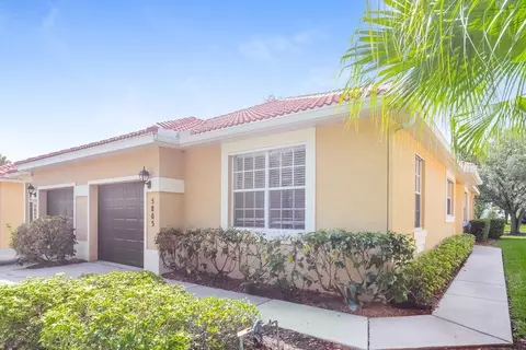 5805 Spanish Point Ct, Palmetto, FL 34221