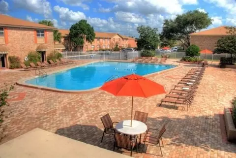448 Banyon Tree Cir #206, Maitland, FL 32751