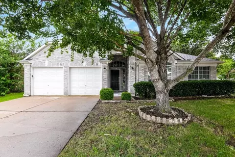 4336 Estes Park Rd, Haltom City, TX 76137