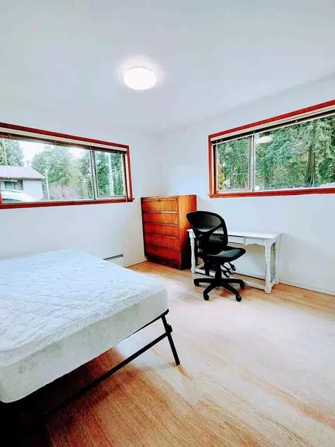 7903 218th St SW #1, Edmonds, WA 98026