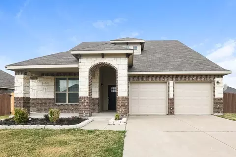 204 Bay St, Waxahachie, TX 75165