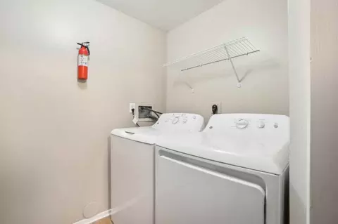 5825 Plum Hollow Dr, Ypsilanti, MI 48197 photo 10