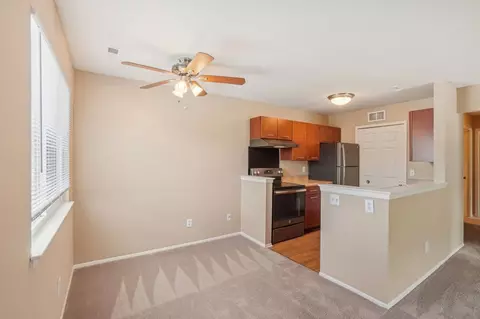 5825 Plum Hollow Dr, Ypsilanti, MI 48197 photo 16