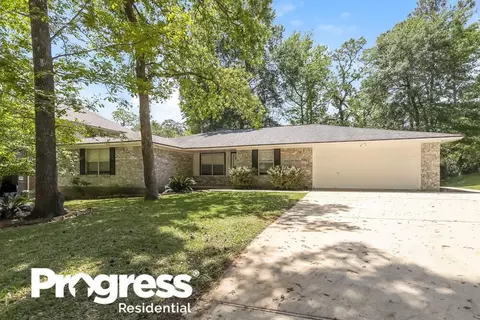 9000 S Comanche Cir, Willis, TX 77378