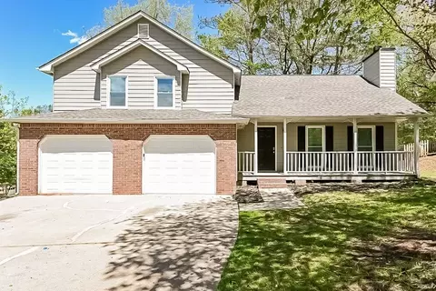 196 Pine Branch Dr, Stockbridge, GA 30281