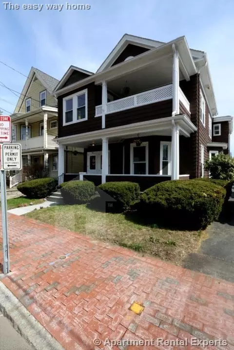 8 Meacham Rd, Cambridge, MA 02140