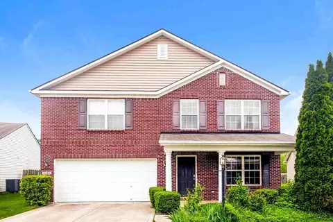 5540 Wild Horse Dr, Indianapolis, IN 46239