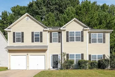 121 Holbrook Dr, Dallas, GA 30132