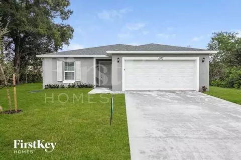 1573 SW Bermel Ave, Port Saint Lucie, FL 34953