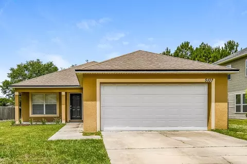 5107 Johnson Creek Dr, Jacksonville, FL 32218