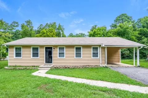 1011 Menlo Ln Akaedwards Lake Road Usps Only, Birmingham, AL 35235