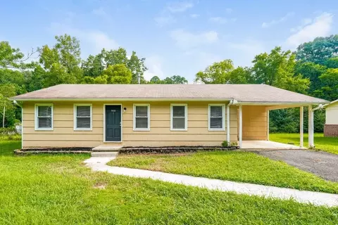948 Edwards Lake Rd, Birmingham, AL 35235