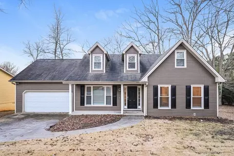756 Pennybrook Ln, Stone Mountain, GA 30087
