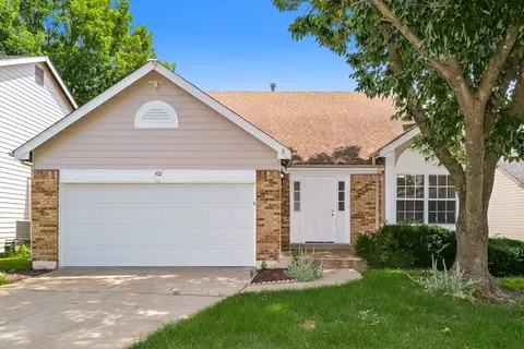 402 Waterside Dr, Wildwood, MO 63040